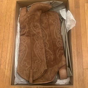 Steve Madden lasso boot 8.5
